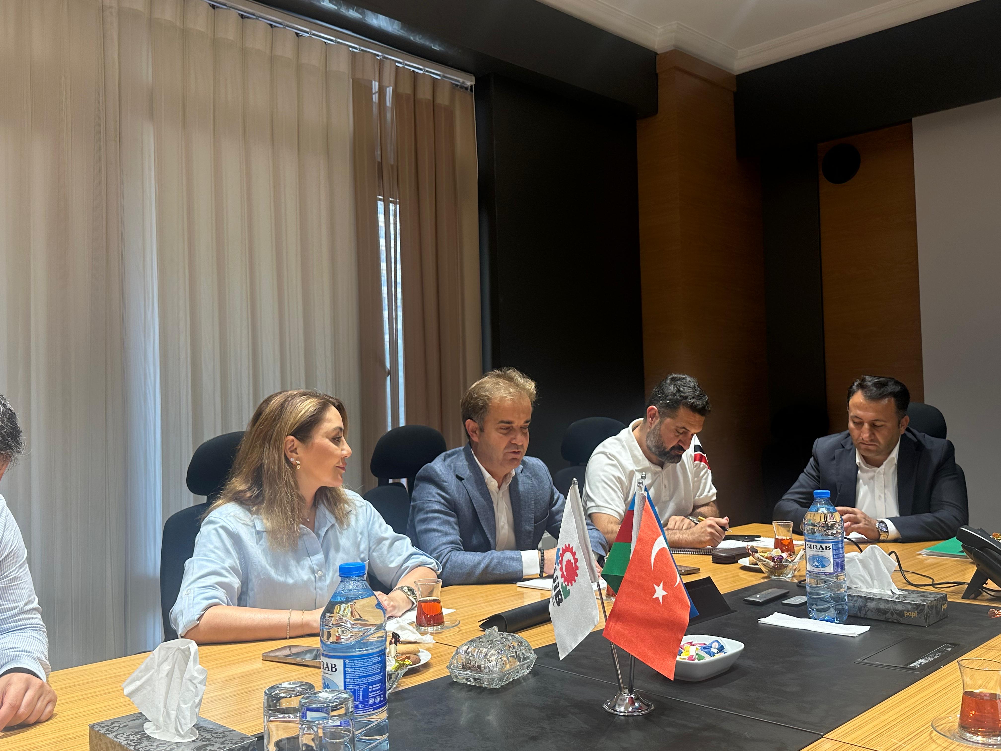 TÜİB-in Sənaye və Ticarət Komissiyası fəaliyyətə başladı.